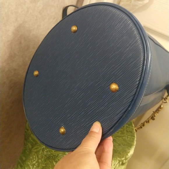 Louis Vuitton Special Order Bucket GM Epi - Picture 7 of 16